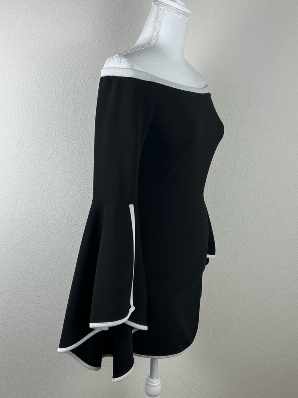 HMS Black Off Shoulder Y2K Mini Dress Bell Sleeve Bodycon White Trim Size S - Picture 3 of 8